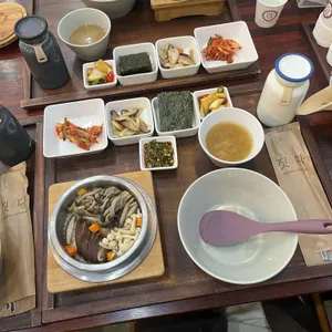 짓다 사진