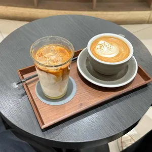 매뉴팩트커피 사진