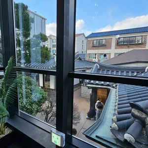 할로우 리뷰 사진