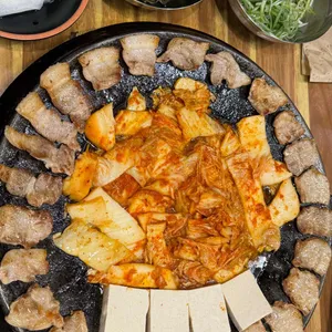 무쇠김치삼겹 사진