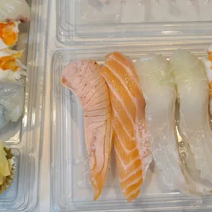만원의행복 초밥 사진