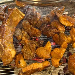 흥부골화로구이 사진