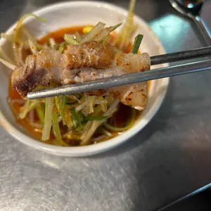 돈찌 사진