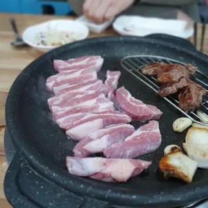 쌍용부부정육식당 사진