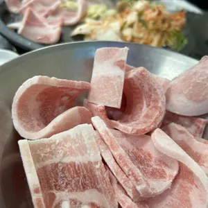 천이오겹살 사진