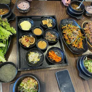 웰빙 황토우렁이 쌈밥 사진