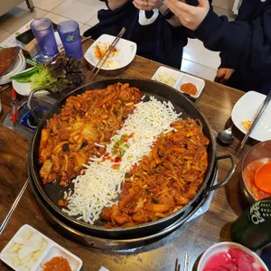 두총각닭갈비 사진