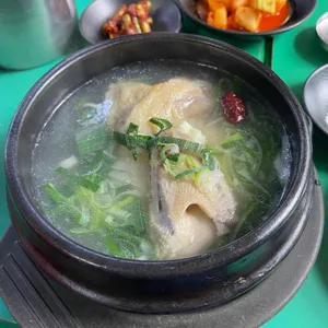 한방정통삼계탕 사진