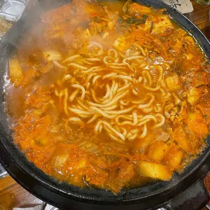 무쇠김치삼겹 사진