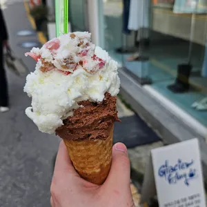 글라시에홍 사진