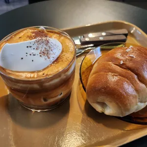아키비스트 사진