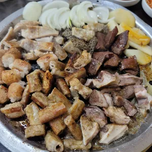 황소곱창한판구이 사진