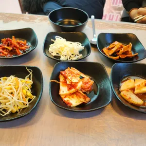 중앙탑초가집 리뷰 사진