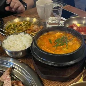 육몽 리뷰 사진