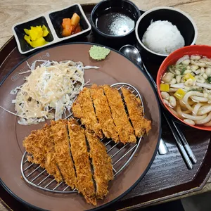 부엉이돈가스 사진