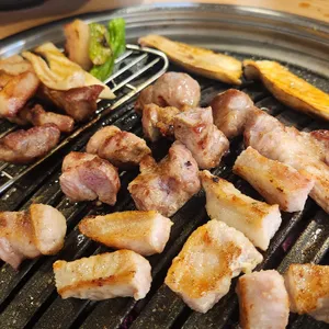 서울돼지구이 사진