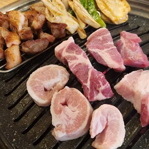 서울돼지구이 사진