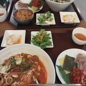 원할머니 국수보쌈 사진