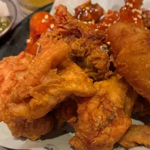 깐부치킨 사진