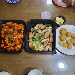 기영이 숯불두마리치킨 사진
