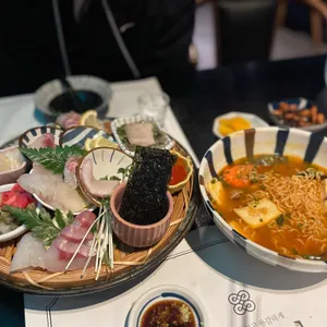 대담히 사진