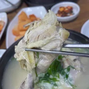 장수삼계탕 사진