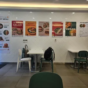 샐러디 리뷰 사진