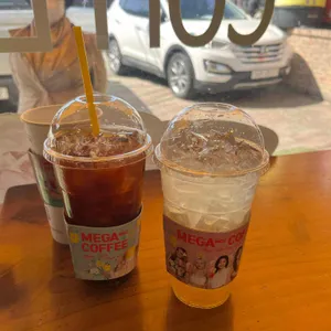 메가커피 사진