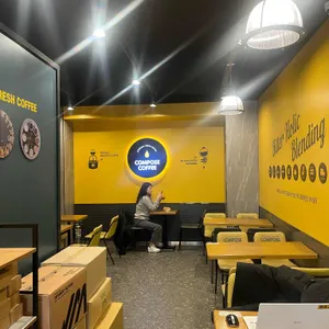 컴포즈커피 리뷰 사진