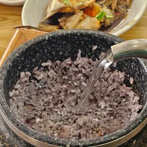 어울림돌솥밥 리뷰 사진