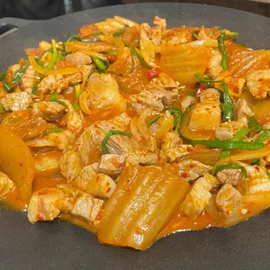 김치살롱전마담 사진