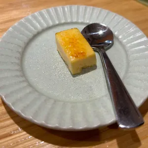 더블유함바그 사진