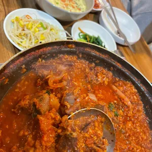 청자매운소돼지갈비찜 사진