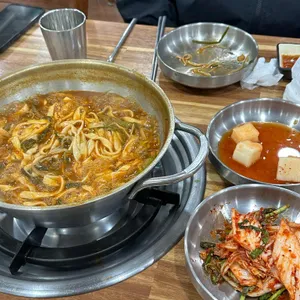 몽샤브칼국수 사진
