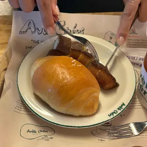 AVEK CHERI 리뷰 사진