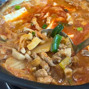 동가정80년김치찌개 사진