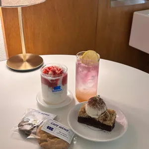 카페 위위 사진
