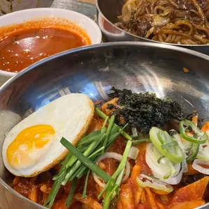 유사부의 중화식탁 사진