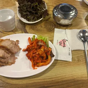 서초왕족발 사진