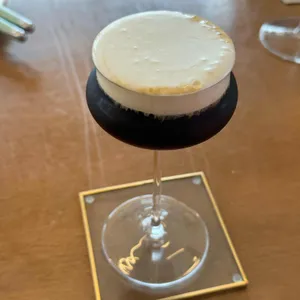 위이 사진