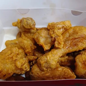 으뜸갈비랑붕어네치킨 사진