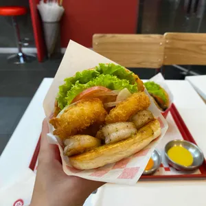 왓더버거 사진