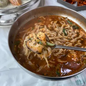 율칼국수 사진