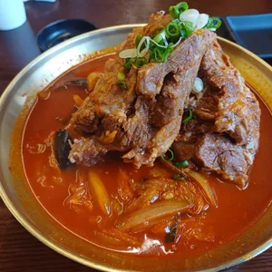 뼈대있는짬뽕 사진