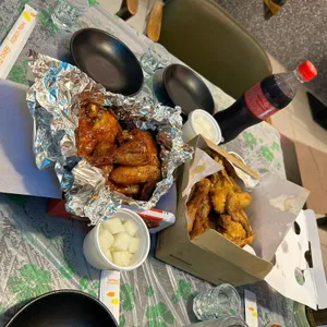 보드람치킨 사진
