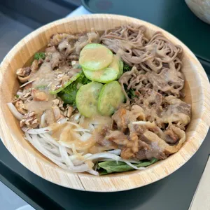 샐러디 사진