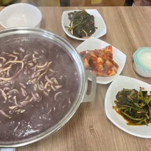 부엉이칼국수 사진