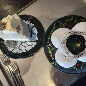 섹션 리뷰 사진
