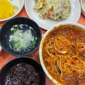노벨반점 리뷰 사진