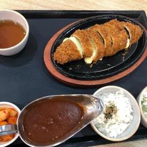 홍익돈까스 사진